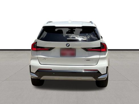 Used 2025 BMW X1 xDrive28i w/ Convenience Package AWD/4WD image 6
