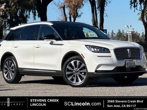 Certified 2022 Lincoln Corsair Reserve w/ Equipment Group 201A image 1