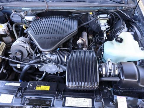 Used 1996 Buick Roadmaster Estate RWD image 38
