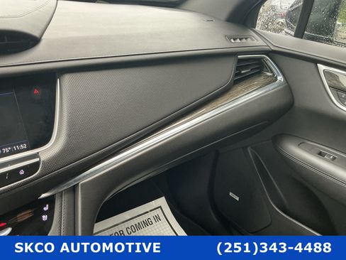 Used 2020 Cadillac XT5 Premium Luxury FWD image 24