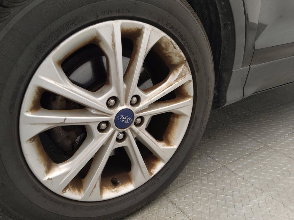 Used 2018 Ford Escape SE FWD image 31