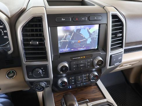 Used 2020 Ford F150 Lariat w/ Equipment Group 502A Luxury AWD/4WD image 47