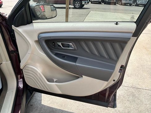 Used 2011 Ford Taurus SEL FWD image 16
