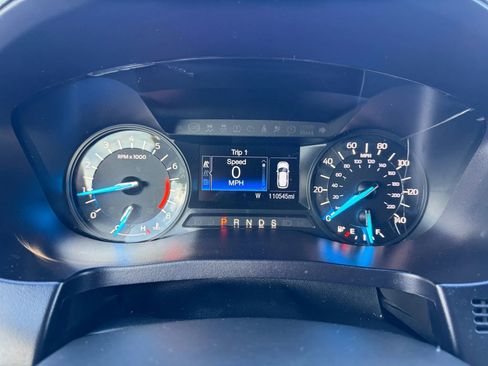 Used 2017 Ford Explorer FWD image 12