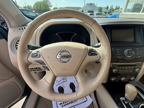 Used 2013 Nissan Pathfinder SL w/ SL Premium Pkg image 18