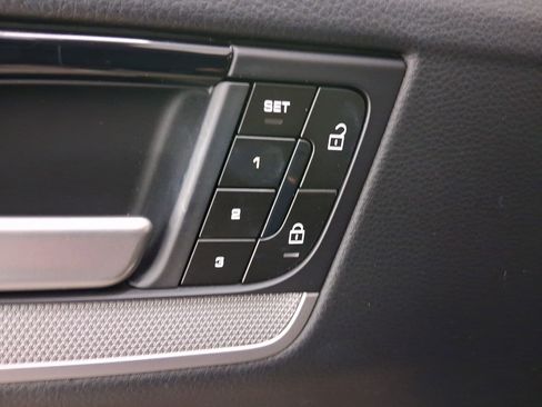 Certified 2024 Porsche Cayenne Coupe AWD/4WD image 14