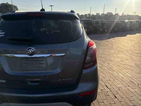 Used 2020 Buick Encore Preferred w/ Safety Package FWD image 11