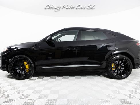 Used 2021 Lamborghini Urus AWD/4WD image 2