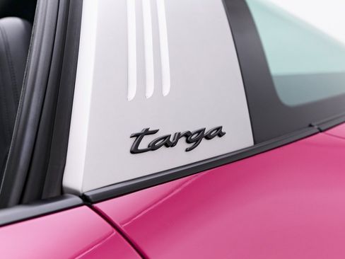 Used 2024 Porsche 911 Targa 4 GTS w/ Premium Package image 28