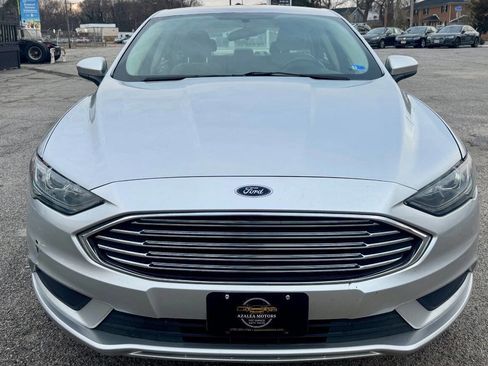 Used 2017 Ford Fusion SE image 9