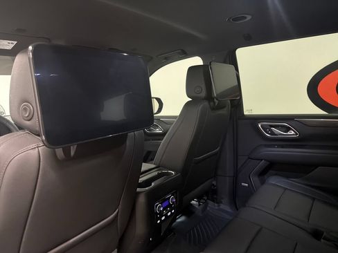 Used 2024 Chevrolet Tahoe LT w/ Luxury Package AWD/4WD image 18