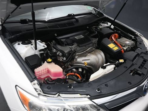 Used 2012 Toyota Camry LE FWD image 42