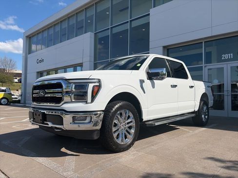 Used 2024 Ford F150 Lariat AWD/4WD image 3
