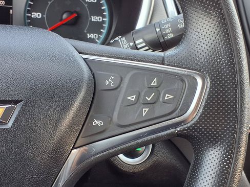 Used 2021 Chevrolet Equinox LS w/ LS Convenience Package FWD image 12