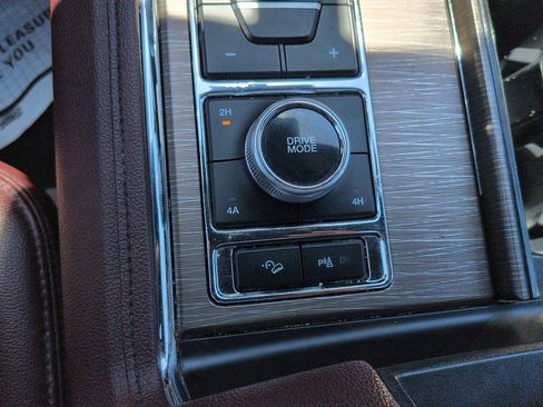 Used 2024 Ford Expedition Max Limited AWD/4WD image 20