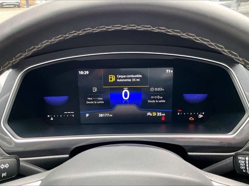 Certified 2022 Volkswagen Tiguan SE image 26