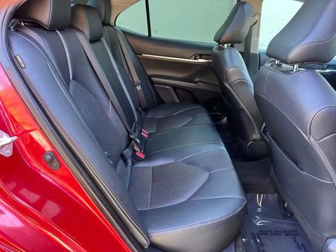 Used 2021 Toyota Camry XSE FWD image 18