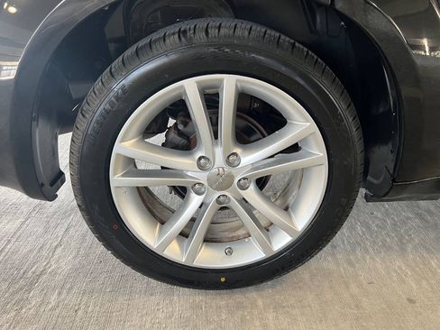 Used 2013 Dodge Avenger SXT w/ Sun/Sound Group FWD image 32