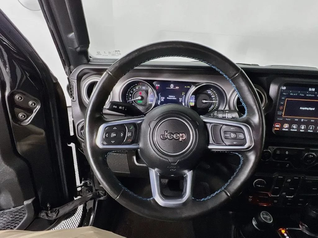 Used 2023 Jeep Wrangler Unlimited Rubicon 4xe w/ Cold Weather Group AWD/4WD image 12