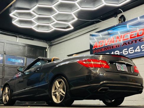 Used 2013 Mercedes-Benz E 550 Cabriolet image 12