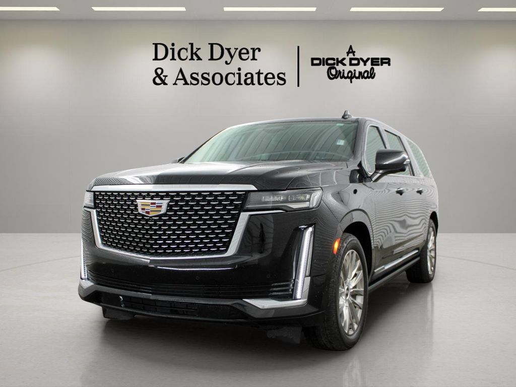 Used 2023 Cadillac Escalade ESV Premium Luxury w/ Performance Package AWD/4WD image 5