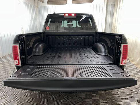 Used 2018 RAM 1500 Laramie AWD/4WD image 44