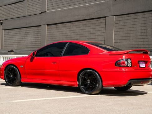 Used 2006 Pontiac GTO image 10