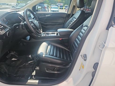 Used 2024 Ford Edge SEL AWD/4WD image 9