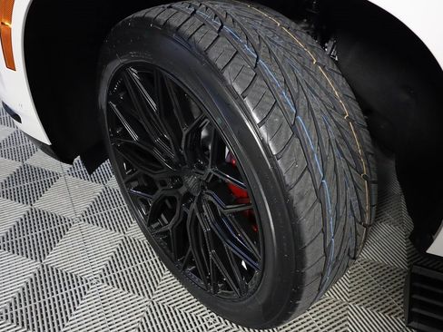 Used 2025 Cadillac Escalade Sport Platinum w/ LPO, ONYX Package image 48