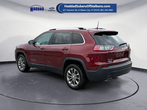 Used 2019 Jeep Cherokee Latitude Plus w/ Cold Weather Group AWD/4WD image 3