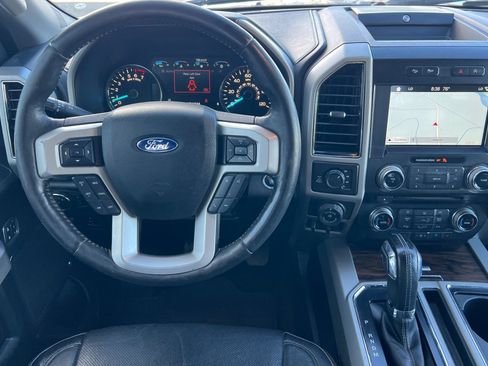 Used 2018 Ford F150 Lariat w/ Equipment Group 502A Luxury AWD/4WD image 15
