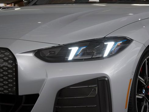 New 2026 BMW i4 eDrive40 w/ M Sport Package RWD image 33