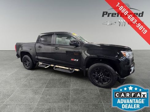 Used 2018 Chevrolet Colorado Z71 w/ Z71 Midnight Edition image 9