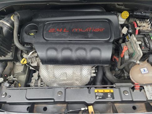 Used 2021 Jeep Renegade Sport FWD image 30