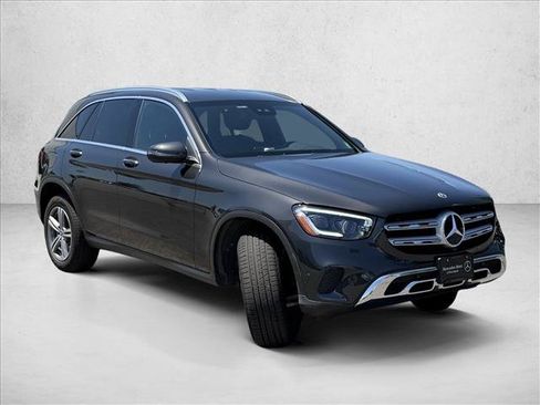 Certified 2022 Mercedes-Benz GLC 300 4MATIC image 3