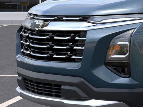 New 2026 Chevrolet Equinox LT AWD/4WD image 14