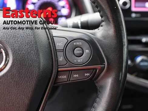 Used 2023 Toyota Camry XSE FWD image 15