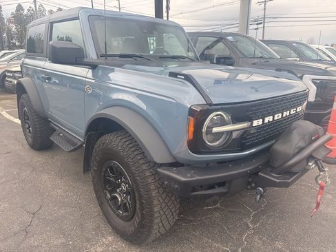 Used 2024 Ford Bronco Wildtrak image 4