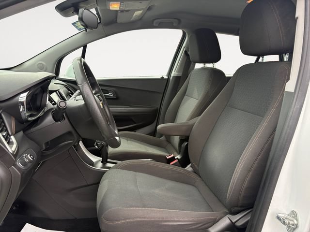 Used 2018 Chevrolet Trax LS FWD image 9