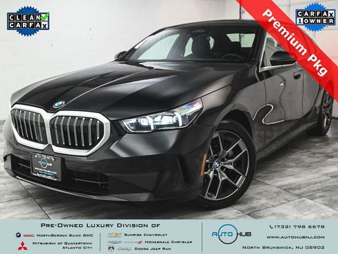 Used 2026 BMW 530i xDrive AWD/4WD image 1
