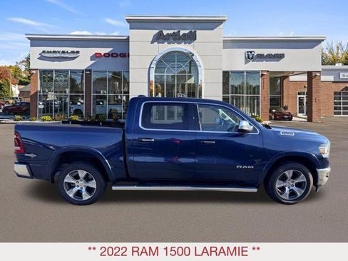 Used 2022 RAM 1500 Laramie AWD/4WD image 7