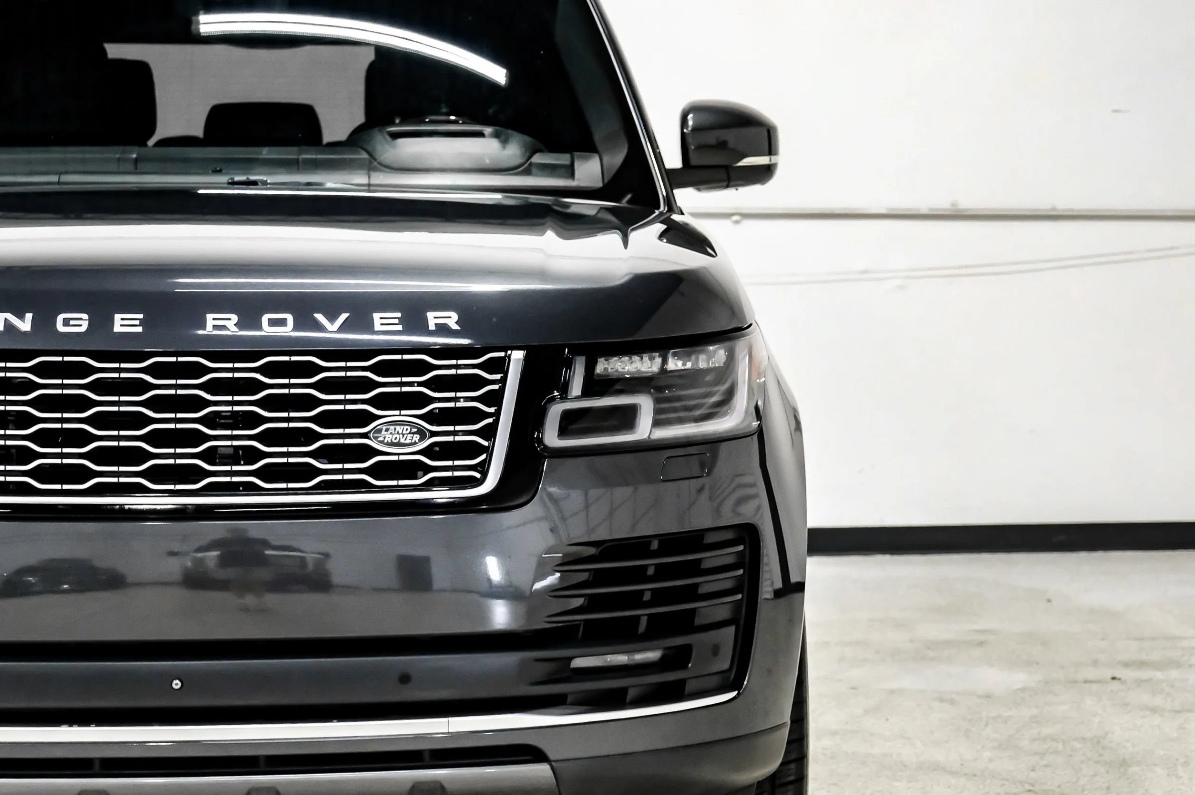 Used 2019 Land Rover Range Rover Long Wheelbase Supercharged AWD/4WD image 59