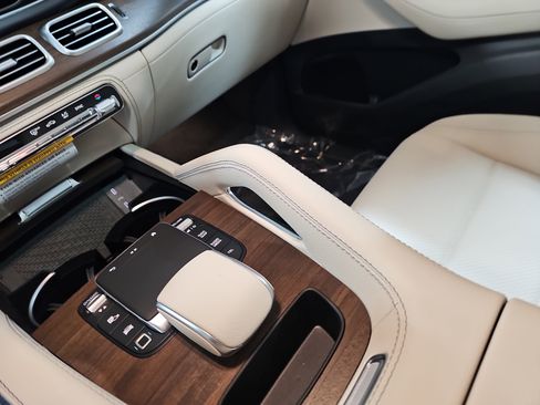 New 2026 Mercedes-Benz GLE 450 4MATIC image 26