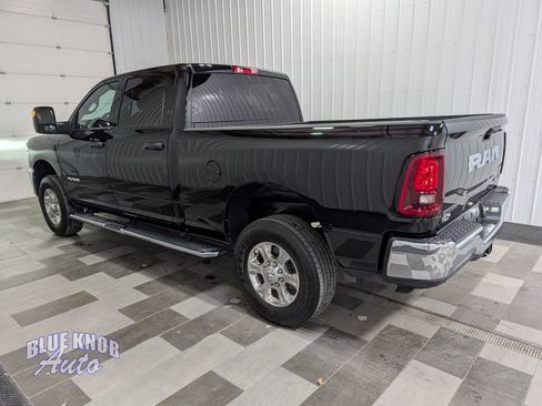 Used 2026 RAM 2500 Big Horn AWD/4WD image 2
