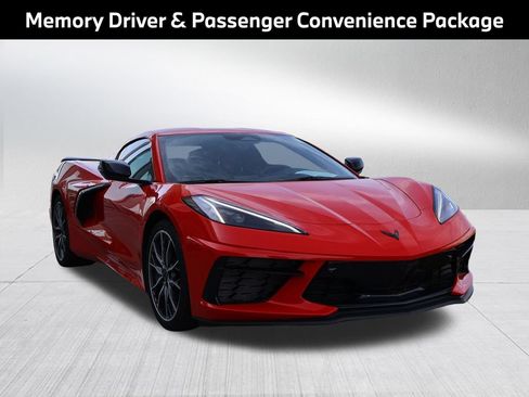 Used 2024 Chevrolet Corvette Stingray Preferred Cpe w/ Z51 Performance Package RWD image 4