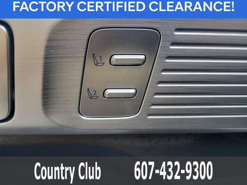 Used 2024 Hyundai Santa Fe Limited AWD/4WD image 13