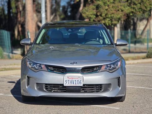 Used 2017 Kia Optima EX w/ Technology Package image 5