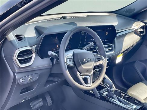 New 2026 Chevrolet TrailBlazer ACTIV w/ Convenience Package image 2
