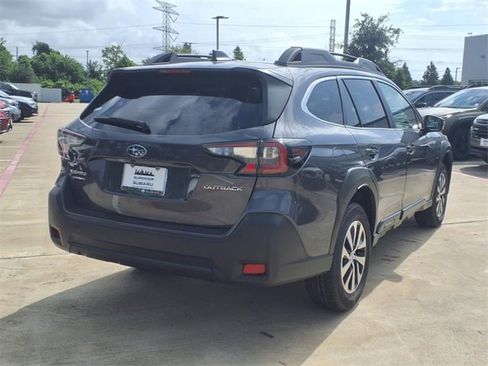 New 2025 Subaru Outback Premium image 4
