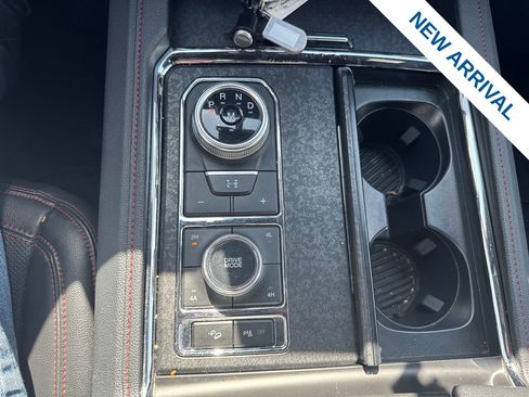 Used 2024 Ford Expedition Limited AWD/4WD image 28